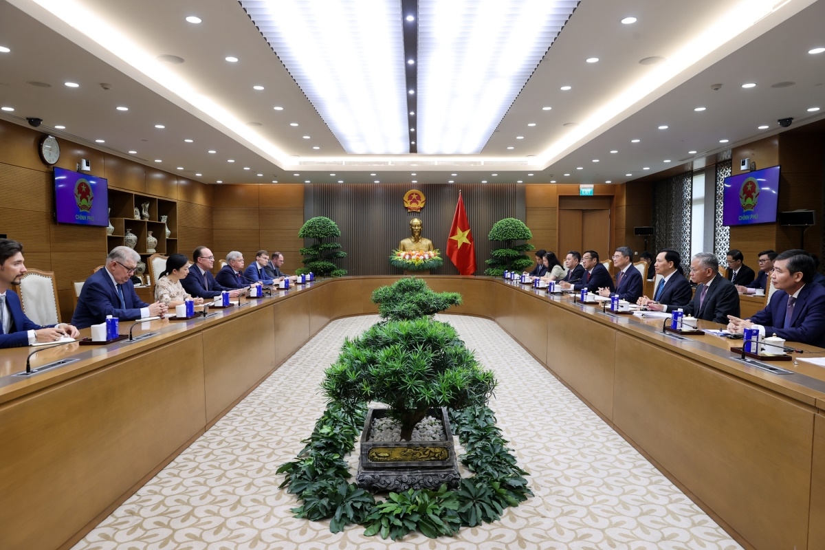 Встреча Ле Минь Хынга с Геннадием Бездетко. Фото: VGP