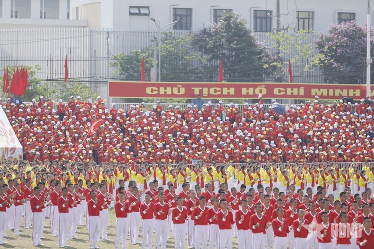 ในกรอบของงานมหกรรม มีการแข่งขันกีฬาทั้งหมด 20 ประเภท (qdnd.vn)