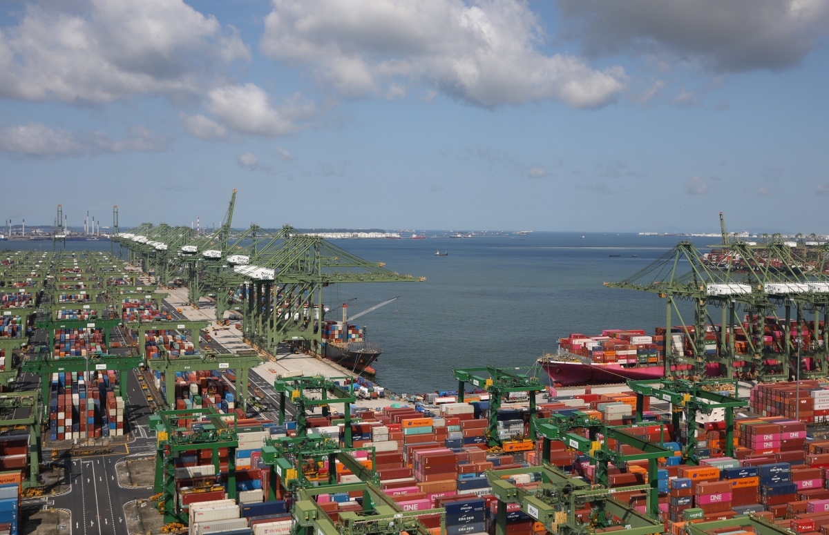 ท่าเรือ Pasir Panjang ในประเทศสิงคโปร์ (AP)