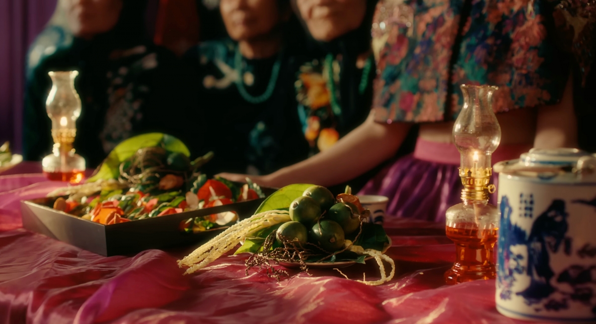 Traditional betel nut imagery in the music video "Bac Bling". (Photo: Screenshot)