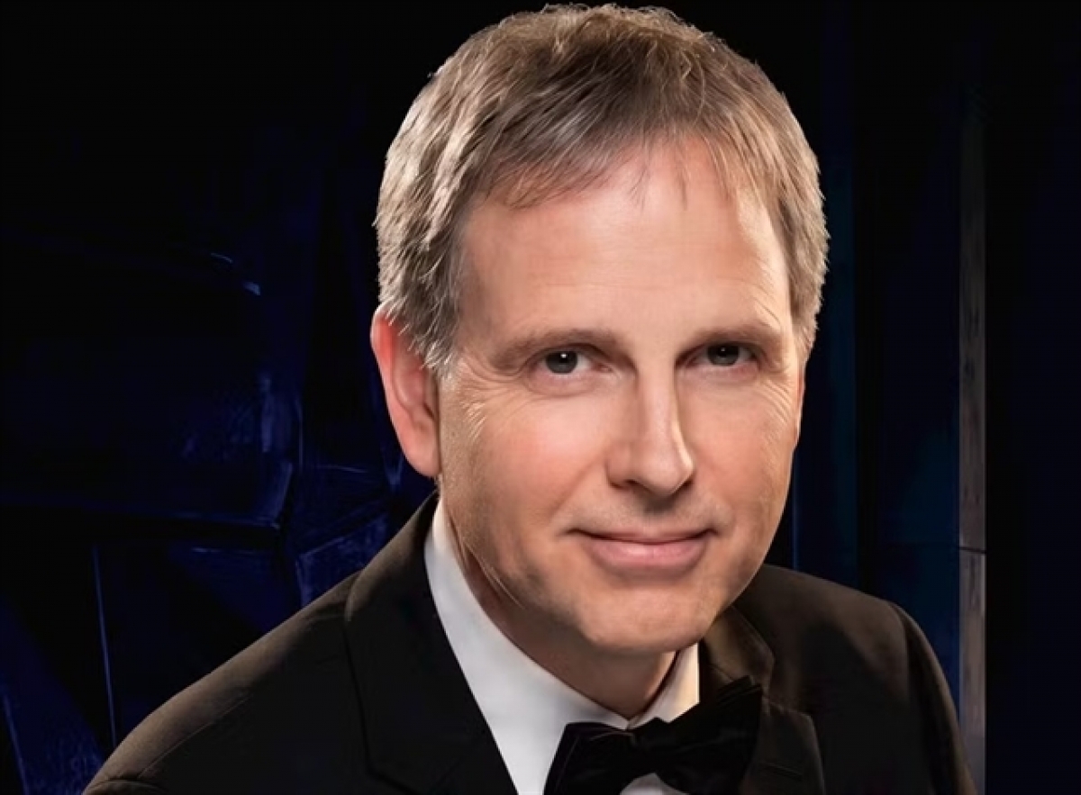 Nghệ sĩ piano nổi tiếng thế giới Kevin Kenner. Ảnh: VCMA