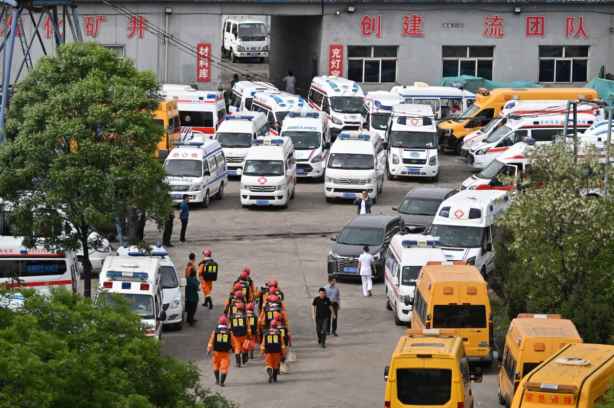 2026年5月23日、中国・山西省沁源県にある留神峪炭鉱で発生したガス爆発事故現場で活動する救助隊（写真：cnsphoto via Reuters）