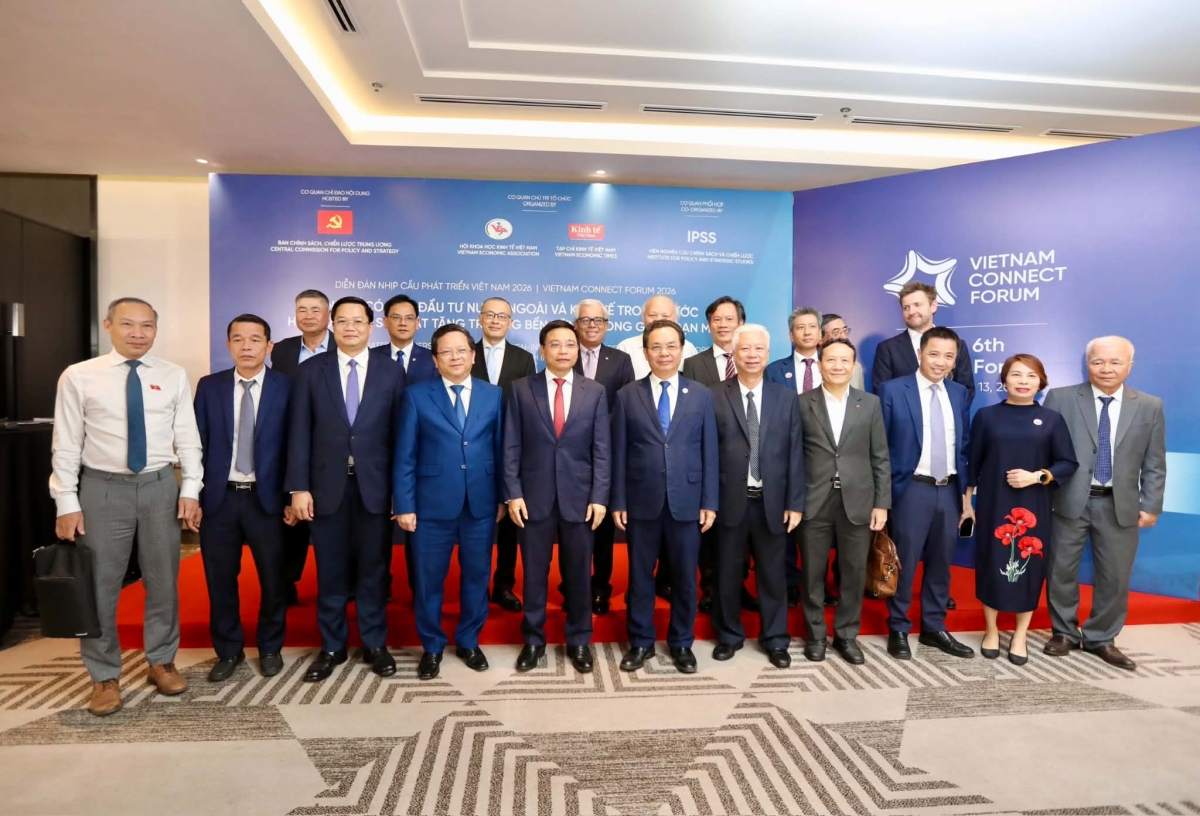 フォーラムに参加した代表　（写真：Vĩnh Phong/VOV5）