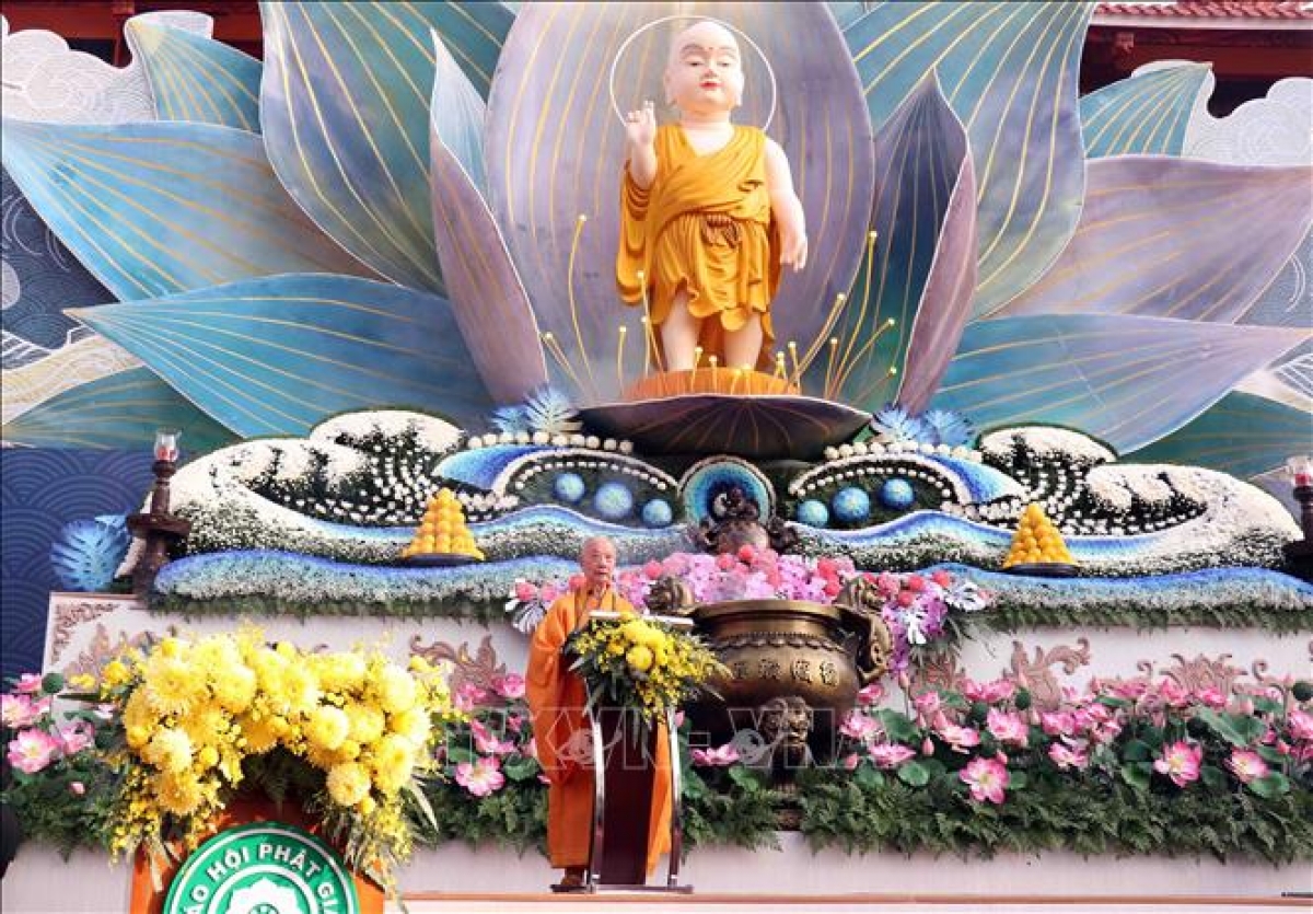 Blick auf ein Vesak-Fest. (Archivbild: Xuan Khu/VNA)