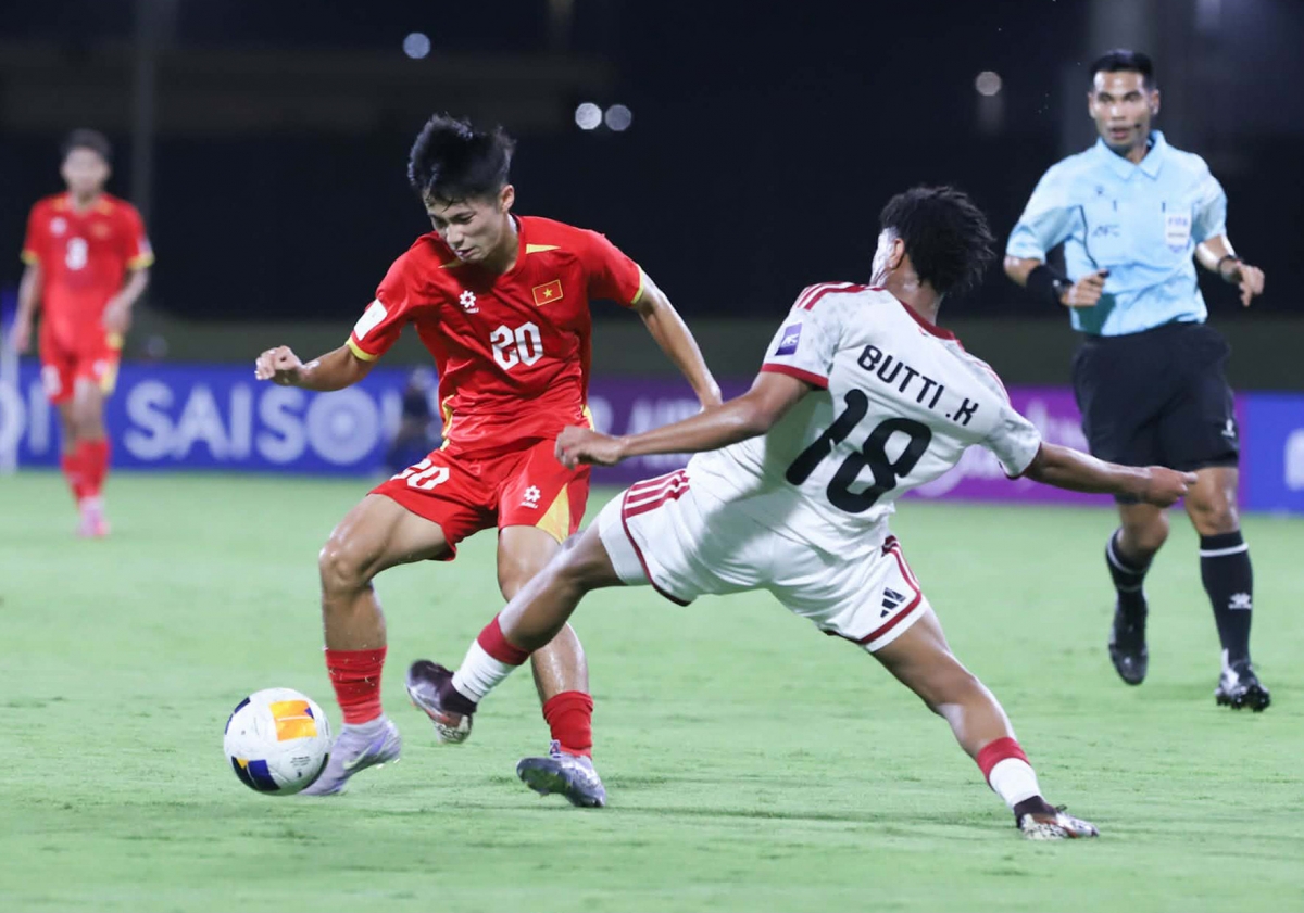 U17 Việt Nam chiến đấu với tinh thần cao nhất. Ảnh: VFF