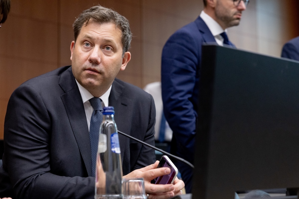El ministro de Finanzas alemán, Lars Klingbeil, asistió a una reunión de los ministros de Finanzas del Eurogrupo en Bruselas, el 4 de mayo de 2026. Foto: AP/Omar Havana