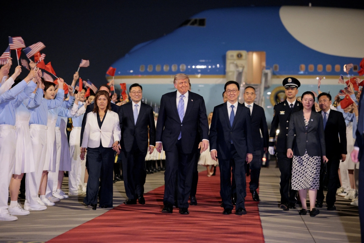 Accueil du président américain Donald Trump à l’aéroport international de Pékin, le 13 mai. Photo: REUTERS