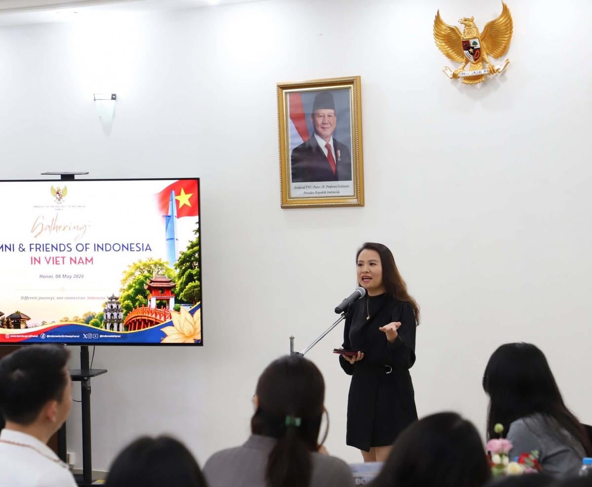 Trần Hương Trà, Phó Trưởng phòng Asean 2, phụ trách Chương trình phát thanh tiếng Indonesia, VOV chia sẻ về kỷ niệm của mình. - Nguồn ảnh: Đại sứ quán Indonesia tại Việt Nam