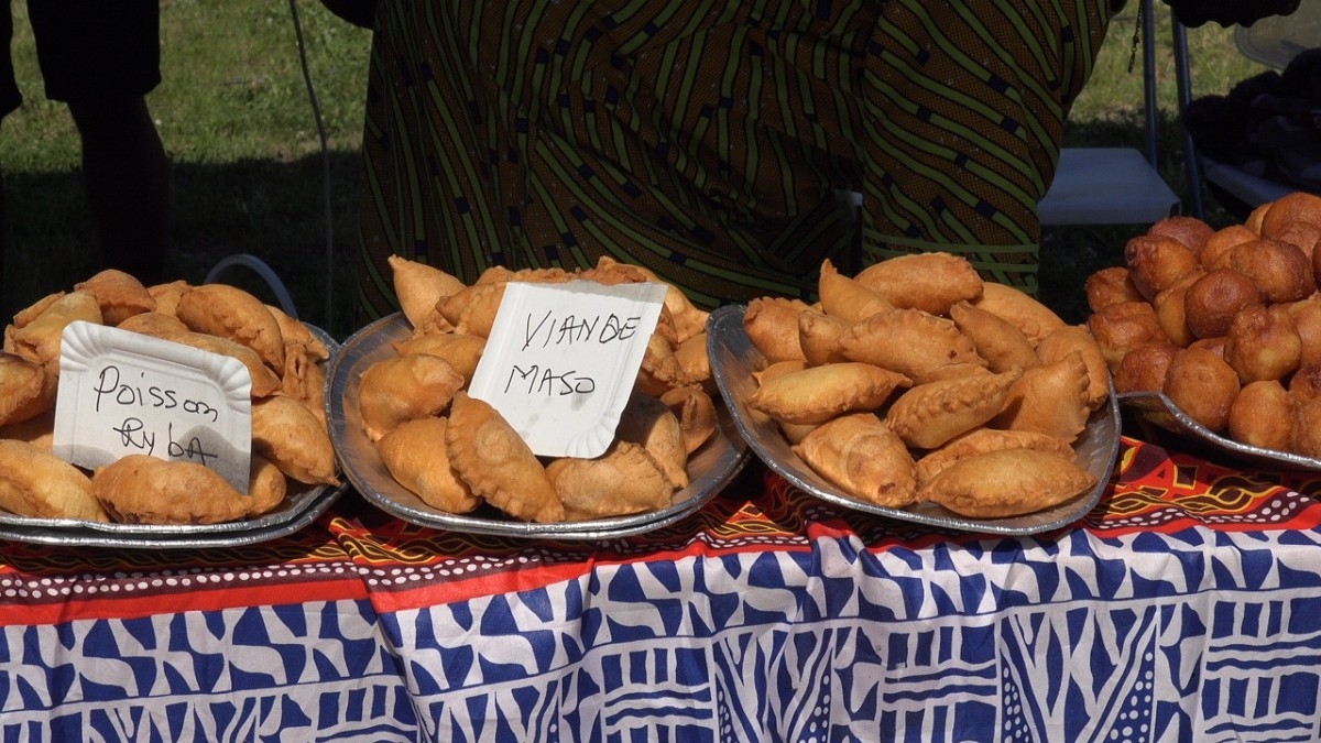 Vietnamesische Speisen beim Fest. (Foto: VOV-Prag)