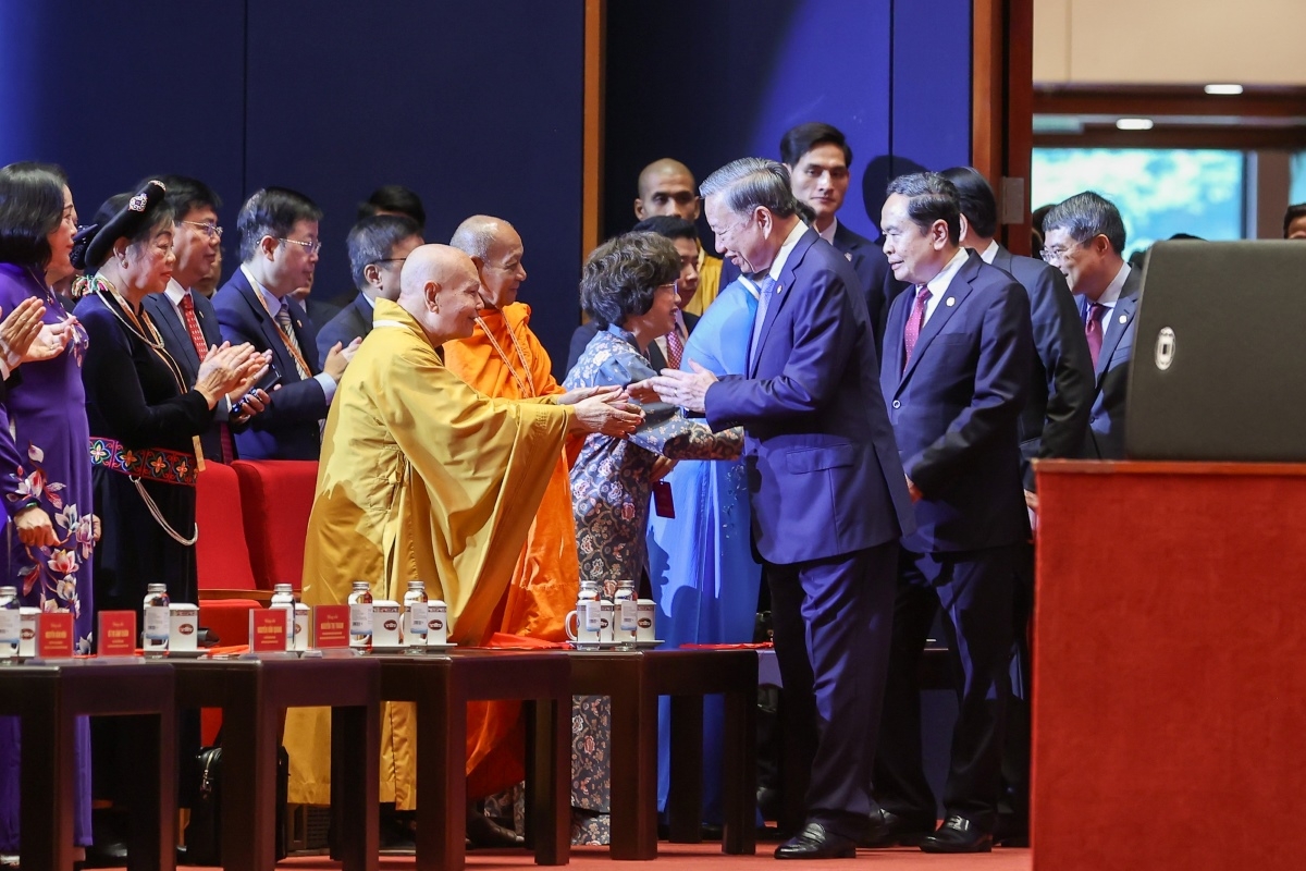 Tổng Bí thư, Chủ tịch nước Tô Lâm và các đại biểu dự phiên khai mạc Đại hội đại biểu Mặt trận Tổ quốc Việt Nam lần thứ XI. Ảnh: VGP/Nhật Bắc