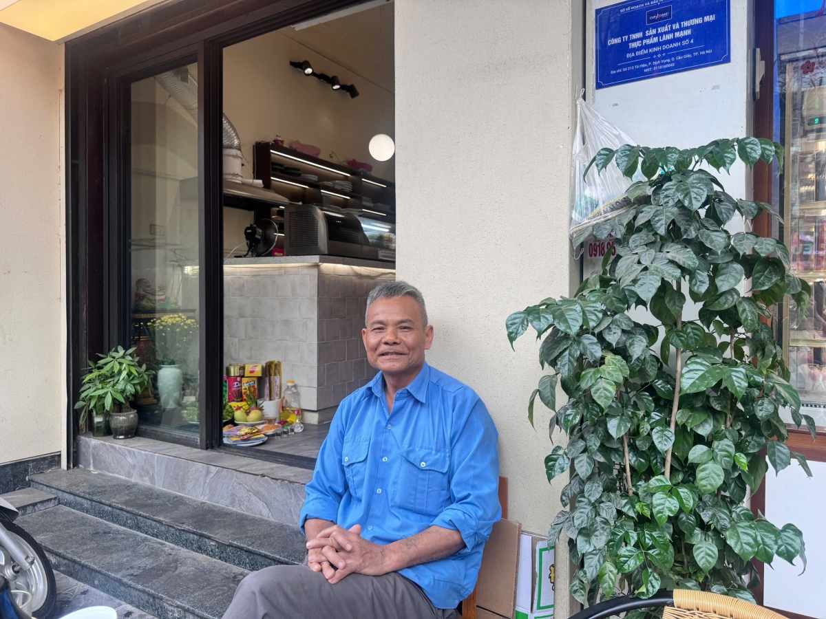 Ông Lê Đình Cảnh sinh sống tại Hà Nội.