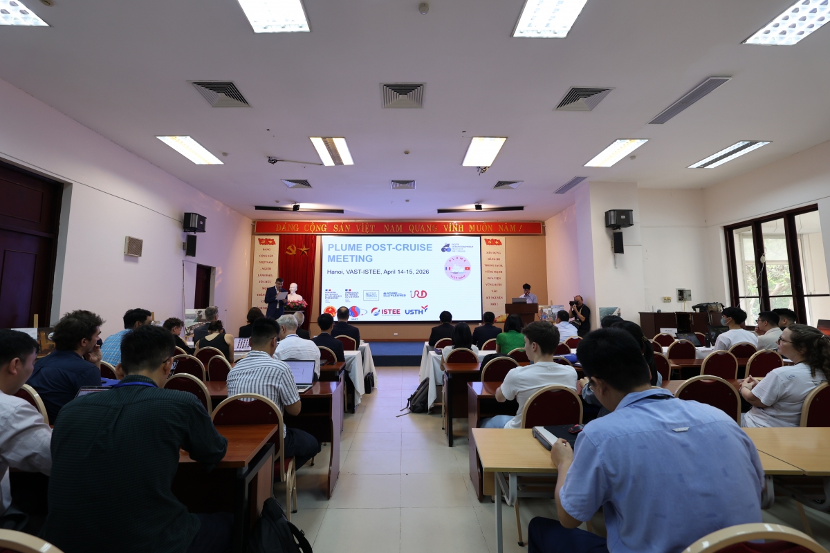 Vue d’ensemble du colloque scientifique international PLUME, tenu les 14 et 15 avril 2026 à Hanoi. Photo: https://vast.gov.vn/