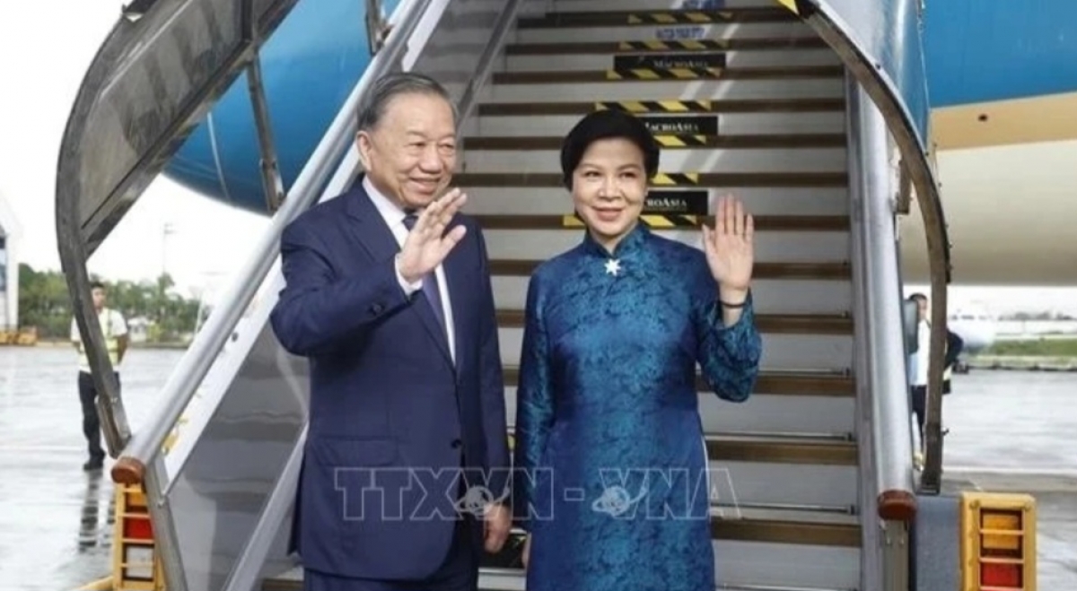 El secretario general del Partido Comunista y presidente de Vietnam, To Lam, y su esposa concluyen su visita de Estado a Filipinas, la tercera parada de su gira por el Sudeste Asiático. Foto: VNA