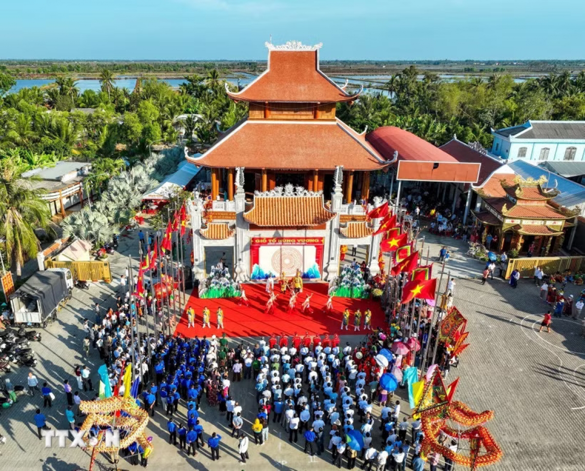 Lễ Giỗ tổ Hùng Vương tại Đền thờ Vua Hùng. Ảnh: Huỳnh Anh/TTXVN
