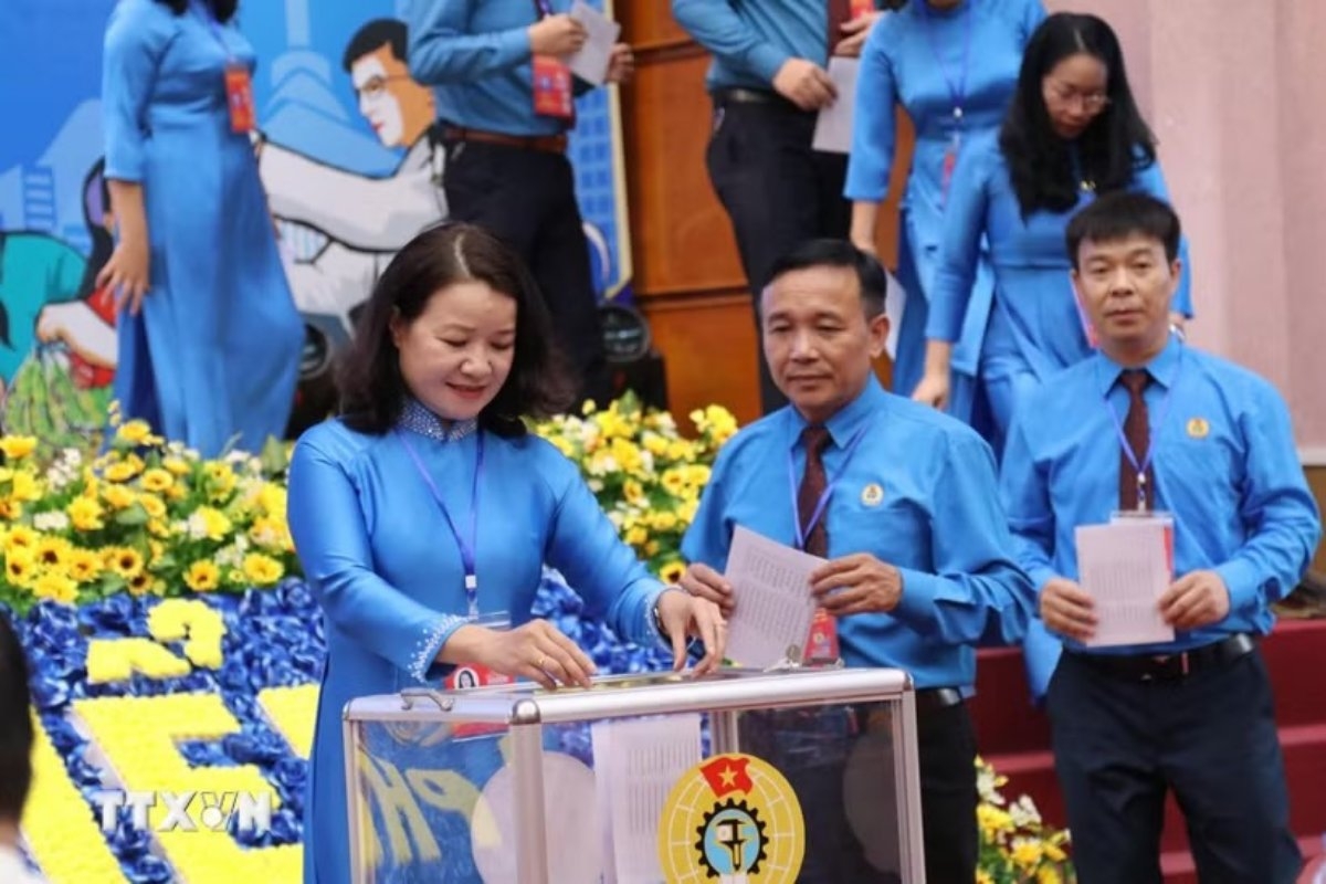 การประชุมใหญ่สหภาพแรงงานเวียดนามสมัยที่ 14 จะพิจารณาแก้ไขธรรมนูญสหภาพแรงงานเวียดนาม และเลือกคณะกรรมการบริหารสมัยที่ 14 (VNA)