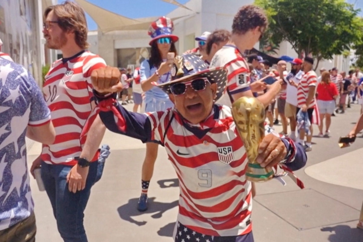 アメリカ代表を応援するサポーターが歓喜（写真：VOV）