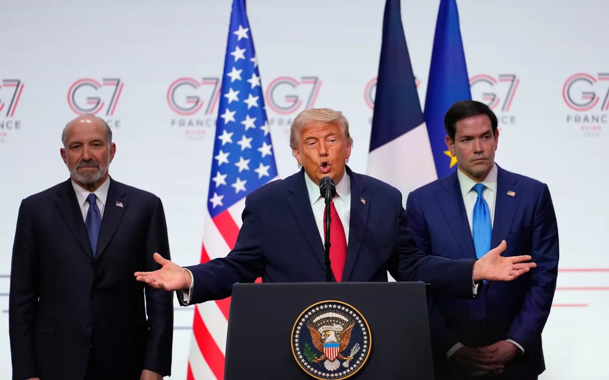 アメリカのドナルド・トランプ大統領、2026年6月17日、フランス・エビアン＝レ＝バンで開催されたG7サミット閉幕後の記者会見で発言（写真：AP）