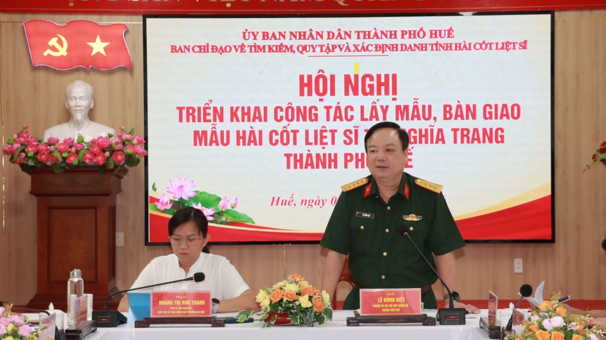 레 홍 비엣( Lê Hồng Việt) 대좌 (사진: bchqsthuathienhue.com.vn)