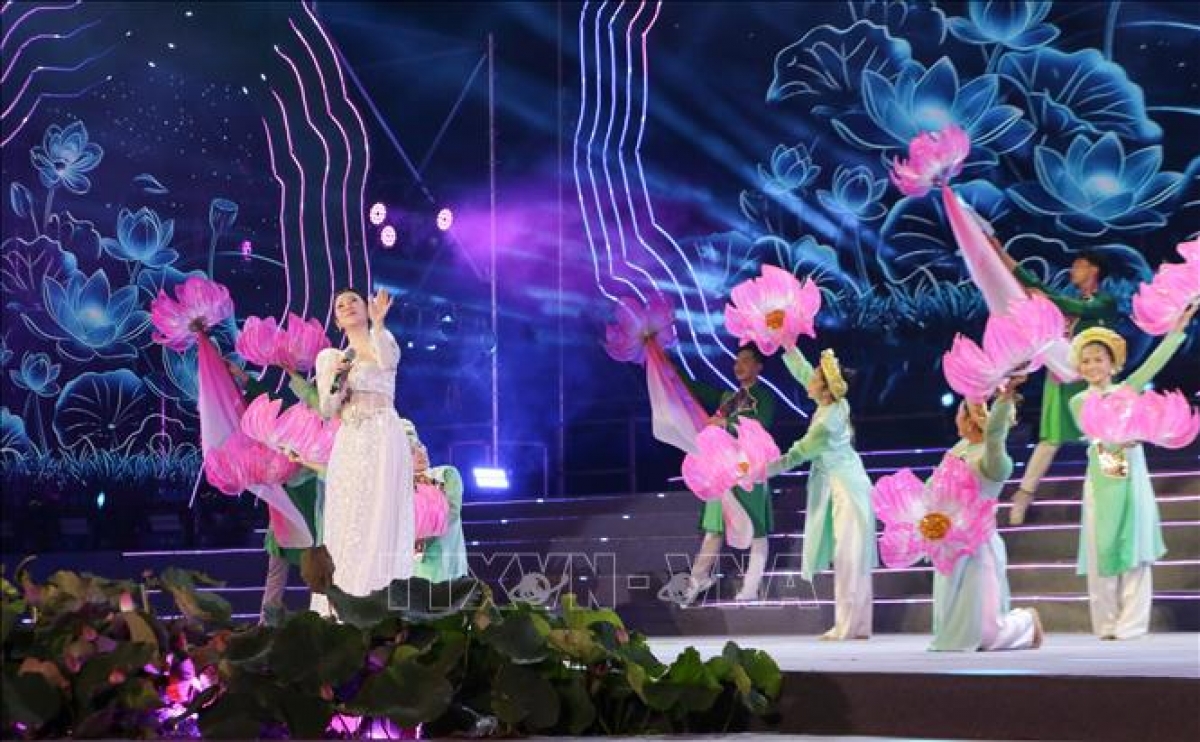 Tiết mục tại chương trình nghệ thuật. Ảnh: Hồng Thái/TTXVN