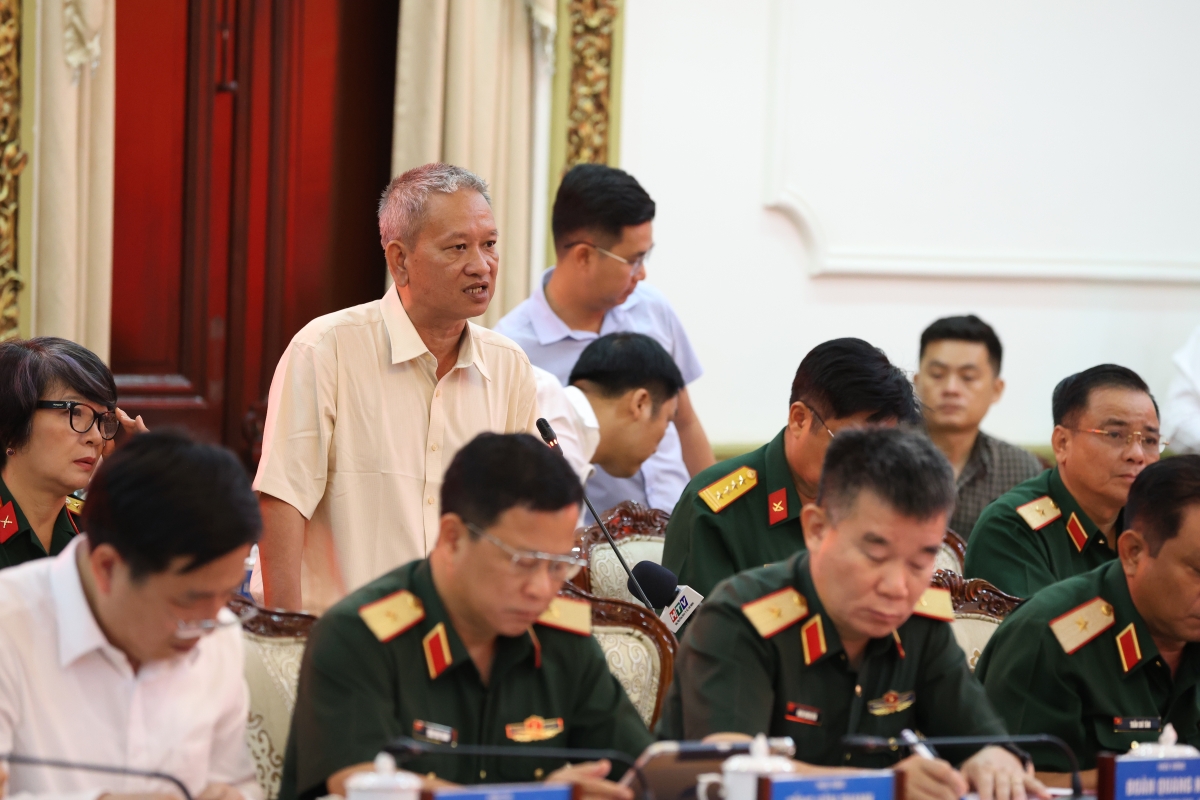Architect Nguyen Xuan Thang, a member of the Vietnam Association for Supporting Families of Fallen Soldiers and a member of the task force assisting the Deputy Prime Minister in the 500-day campaign to search for, recover, and identify the remains of fallen soldiers. (Photo: Ty Huynh).