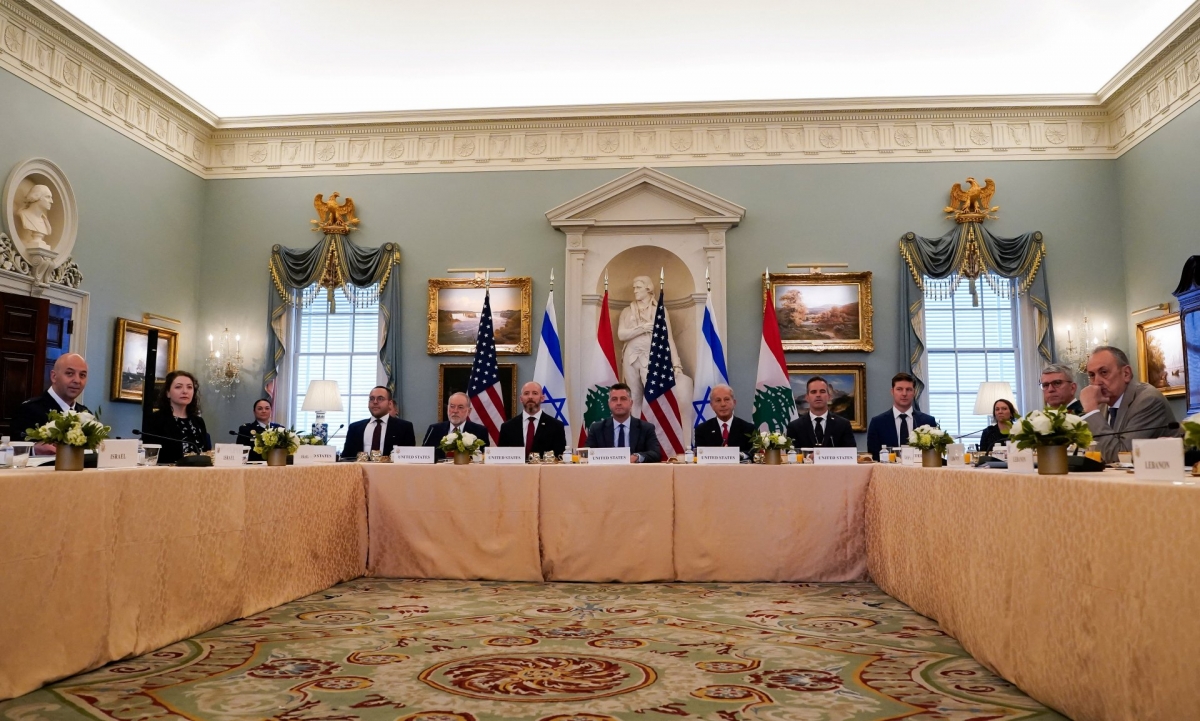 Perwakilan dari AS, Lebanon, dan Israel melakukan pertemuan di Kantor Kementerian Luar Negeri di Washington, D.C., pada 2 Juni 2026. Foto: REUTERS/Elizabeth Frantz
