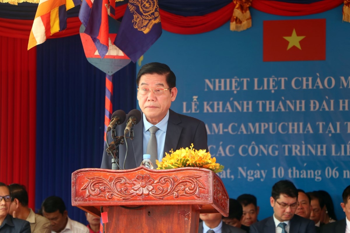 លោកឧត្តមសេនីយ៍ឯក Nguyen Van Gau អនុរដ្ឋមន្ត្រីក្រសួងការពារប្រទេសវៀតណាម ថ្លែងនៅក្នុងពិធី។ (រូបថត៖ VOV-Phnom Penh)