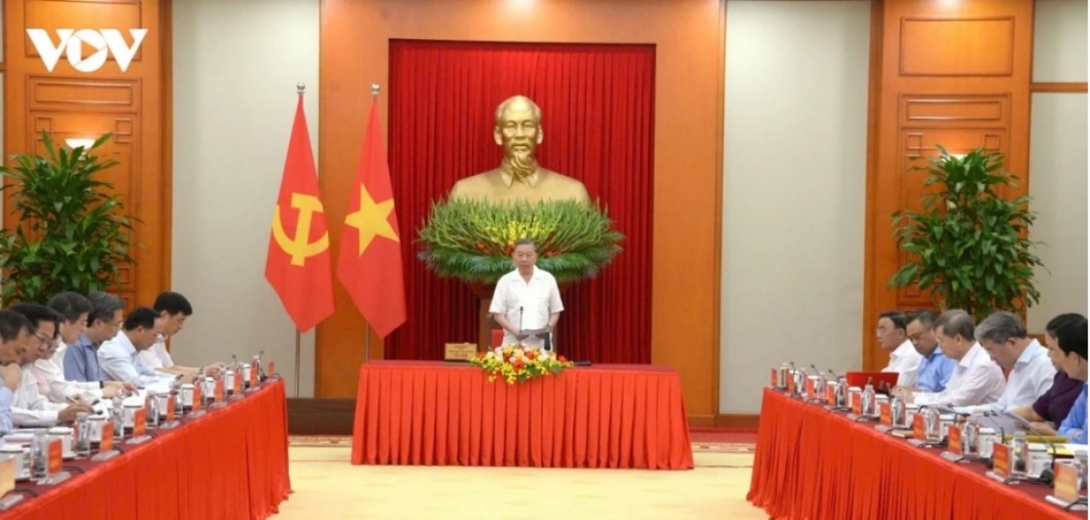Tổng Bí thư, Chủ tịch nước Tô Lâm chủ trì buổi làm việc với Ban Tổ chức Trung ương về trọng tâm công tác tổ chức xây dựng Đảng theo tinh thần Nghị quyết Đại hội XIV của Đảng.