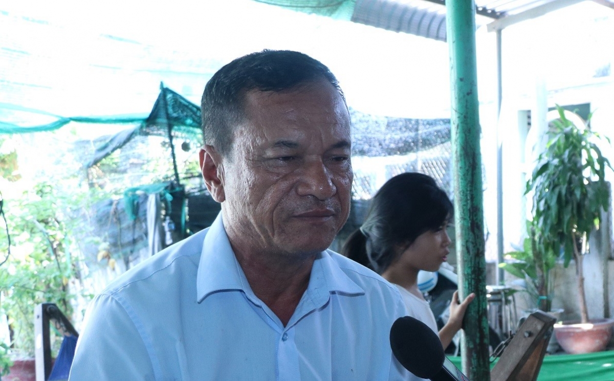 (ທ່ານ ດ່າງຈິກວຽດ, ເລຂາພັກບ້ານ ເບົ່າຈຸກ)