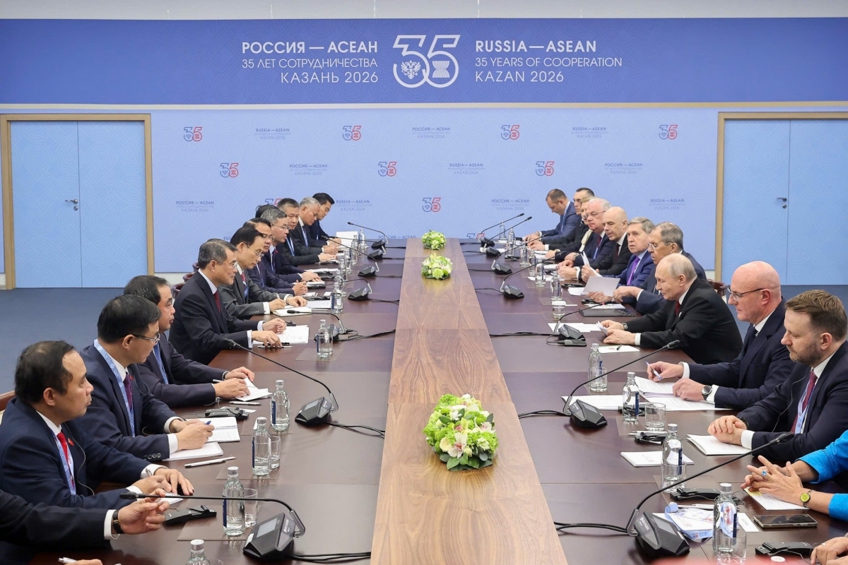 El diálogo posterior entre Le Minh Hung y Putin. Foto: VGP/Nhat Bac