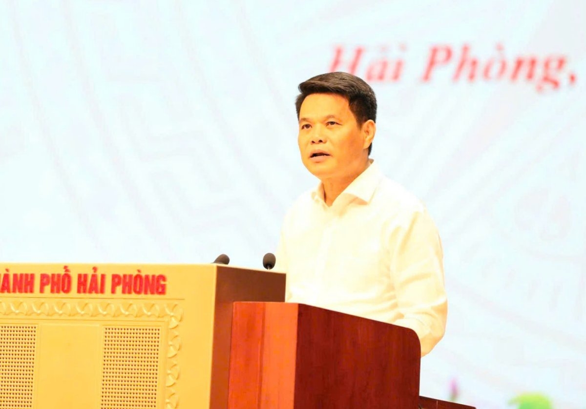 Secretary of Hai Phong Party Committee, Le Ngoc Chau, addresses a conference to review the city's first year under the two-tier local government model on June 2, 2026. (Photo: Thanh Nga/VOV)