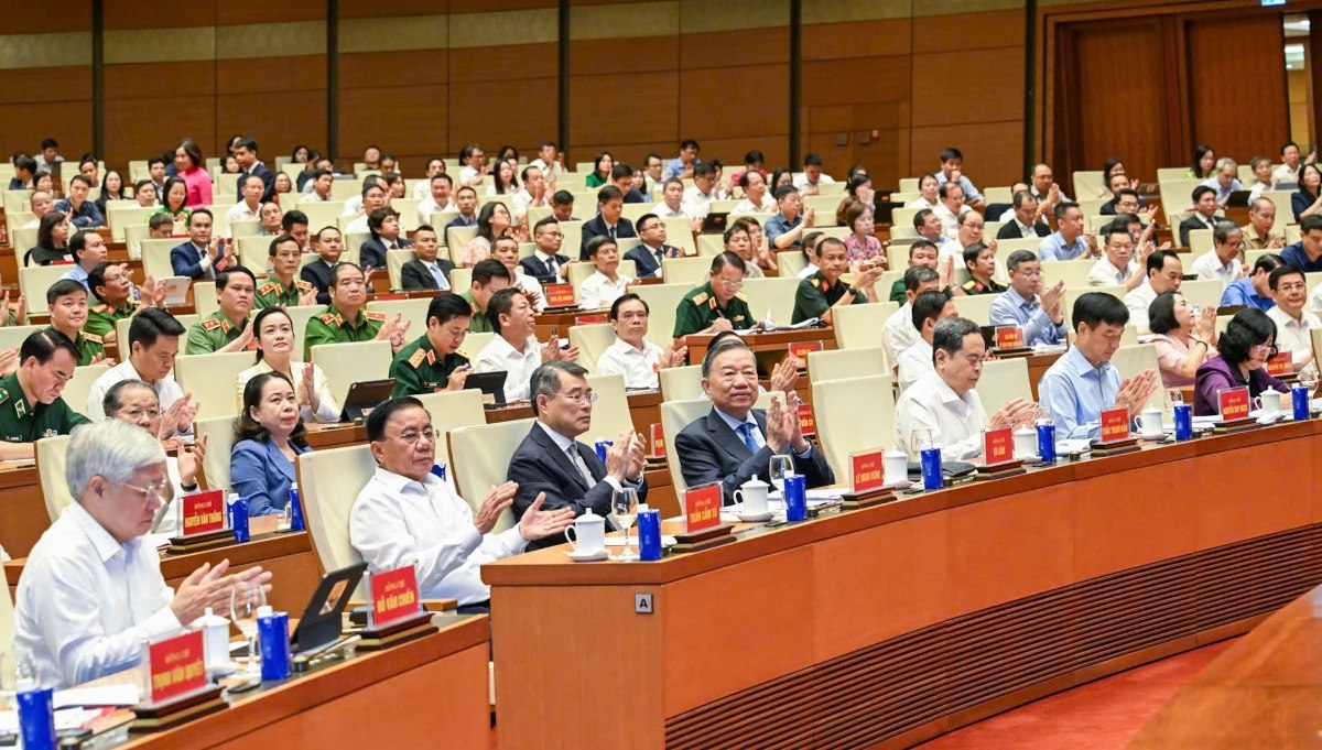 Party and State leaders and delegates attending the conference. Photo: Van Hieu/VOV