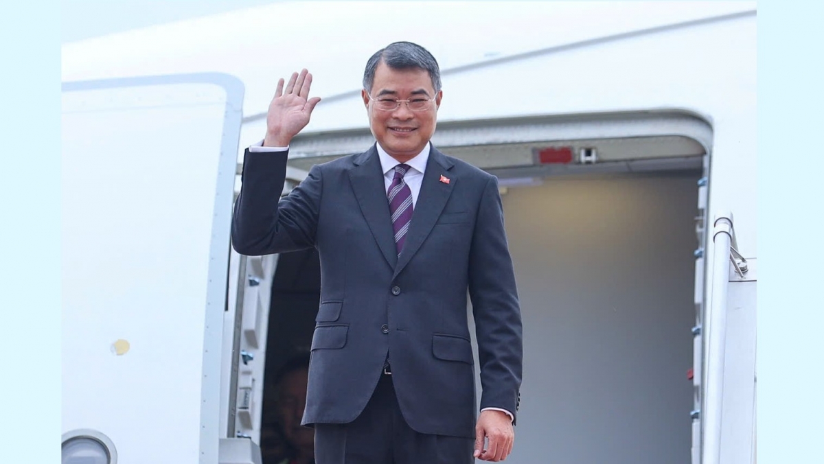 Prime Minister Le Minh Hung departs Hanoi to attend the ASEAN–Russia Commemorative Summit. Photo: Lai Hoa/VOV