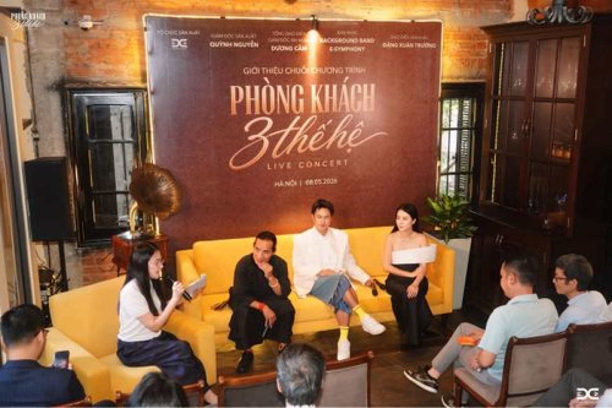 Die Pressekonferenz über das Musikprojekt „Gästezimmer der drei Generationen“. (Foto: thethaovanhoa.vn)