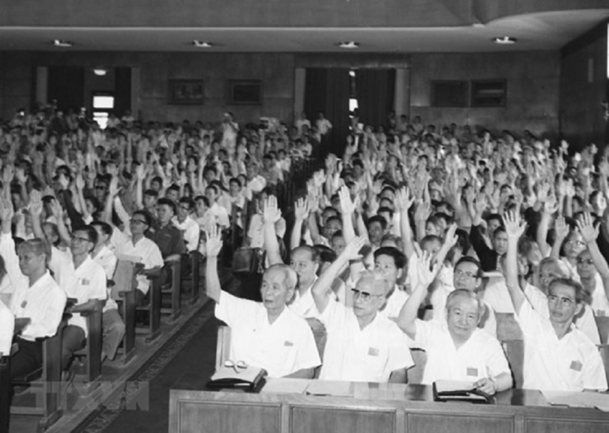At the 6th National Assembly of Vietnam in 1976 (Photo: VNA)