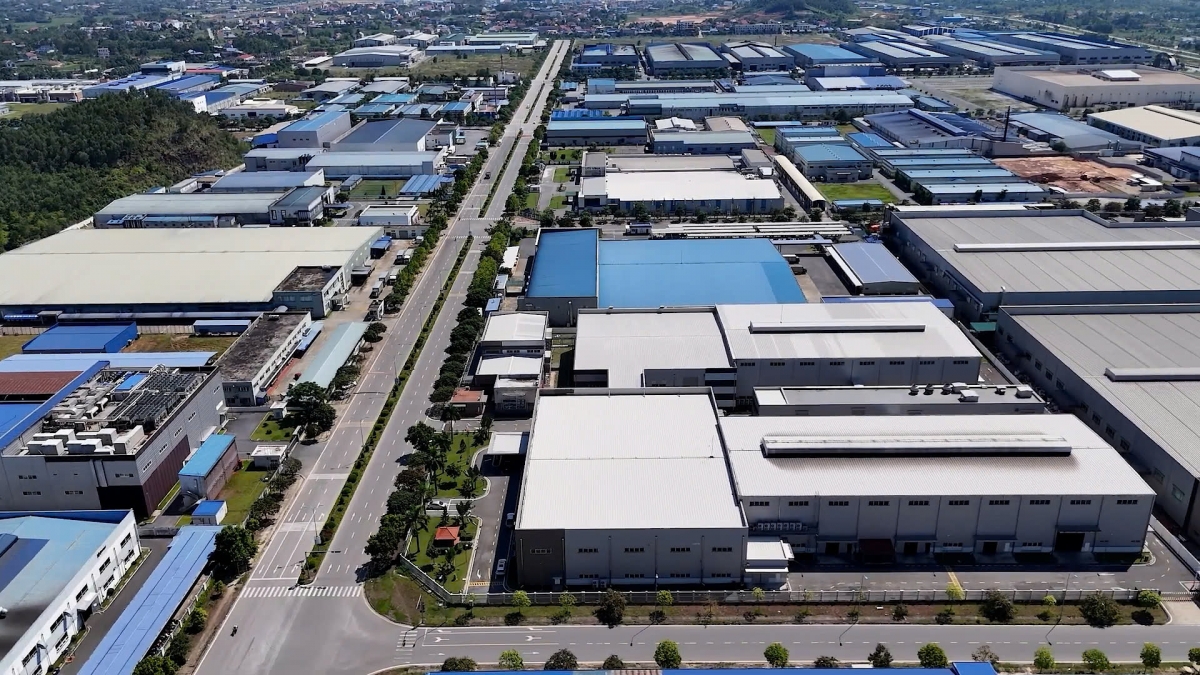 Sản xuất công nghiệp tiếp tục duy trì tốc độ tăng trưởng cao, các doanh nghiệp ổn định hoạt động, mở rộng quy mô sản xuất, đóng góp quan trọng vào tăng trưởng kinh tế của tỉnh. Ảnh: thainguyen.gov.vn
