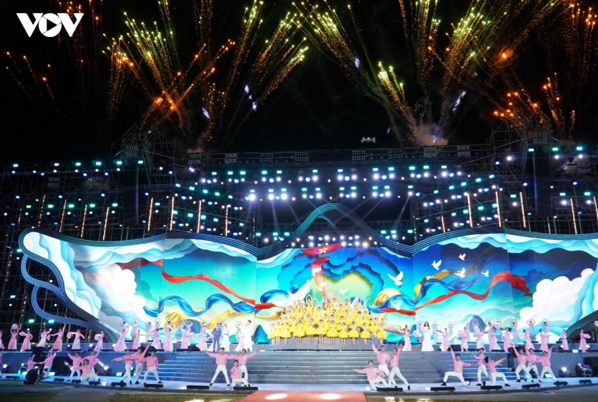 An art performance at the opening ceremony of the Quang Tri Peace Festival 2026 