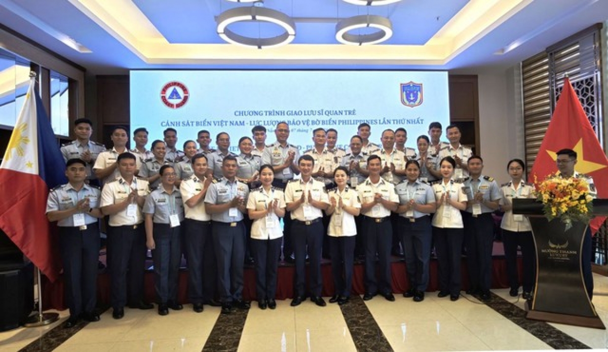 Khai mạc chương trình giao lưu sĩ quan trẻ Cảnh sát biển Việt Nam và Lực lượng Bảo vệ bờ biển Philippines tại Đà Nẵng - Ảnh: VGP