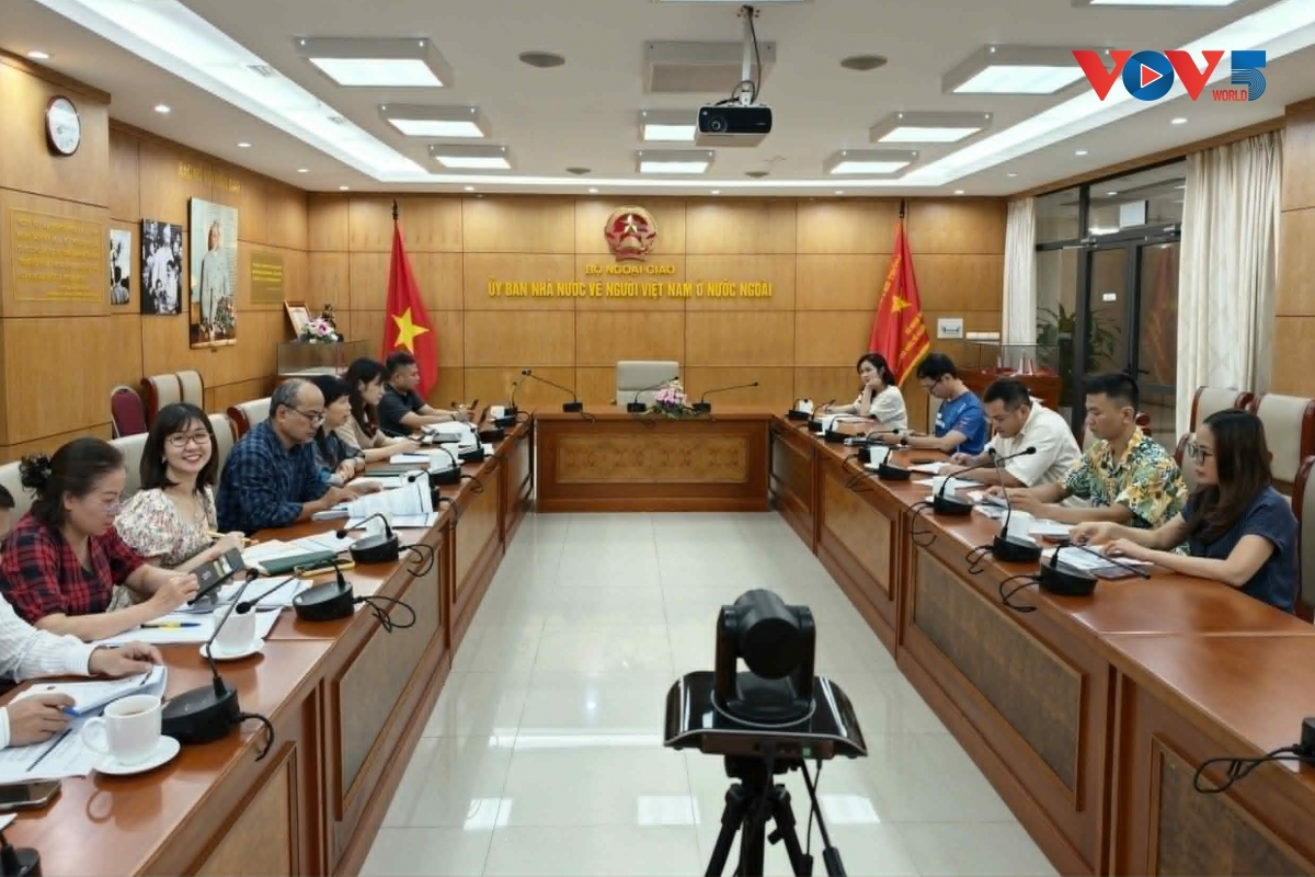 A meeting is held on July 8, 2026 on the 2026 Vietnam Summer Camp. (Photo: VOV)
