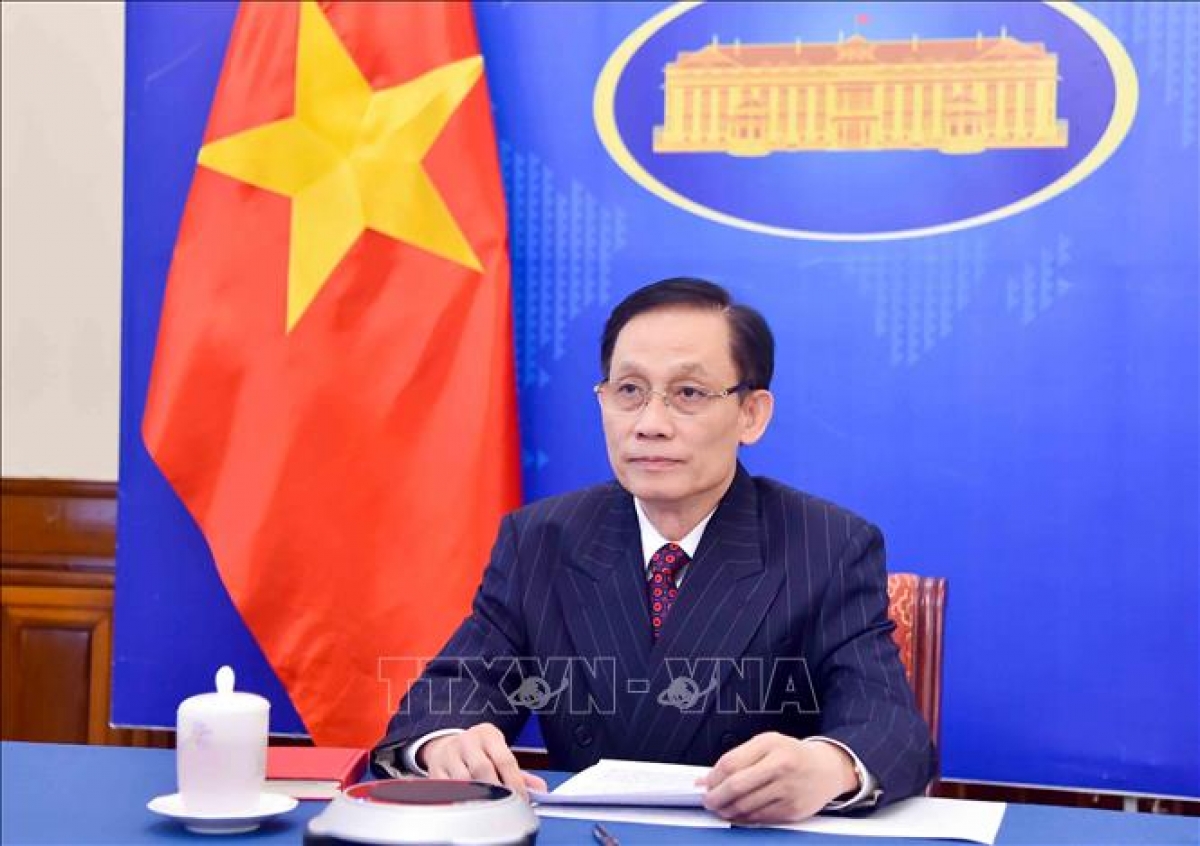  El ministro de Relaciones Exteriores de Vietnam, Le Hoai Trung. Foto: VNA