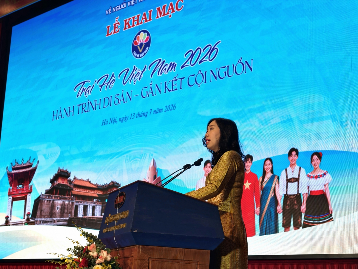 Thứ trưởng Bộ Ngoại giao Lê Thị Thu Hằng phát biểu tại lễ Khai mac