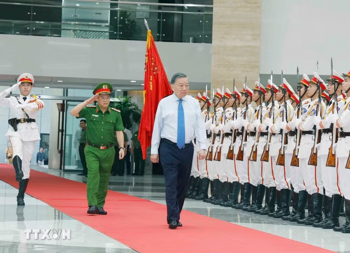 Tổng Bí thư, Chủ tịch nước Tô Lâm đến dự buổi gặp mặt các thế hệ lãnh đạo, chỉ huy, cán bộ lão thành, các đại diện thương binh trong lực lượng Cảnh sát nhân dân nhân kỷ niệm 64 năm Ngày truyền thống lực lượng Cảnh sát nhân dân (20/7/1962 - 20/7/2026). Ảnh: Thống Nhất/TTXVN