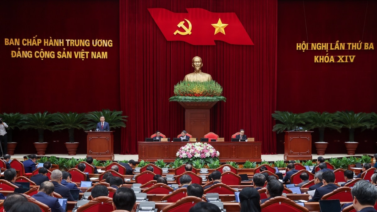 第14期ベトナム共産党中央委員会第3回総会の様子（写真：VGP/Nhật Bắc）