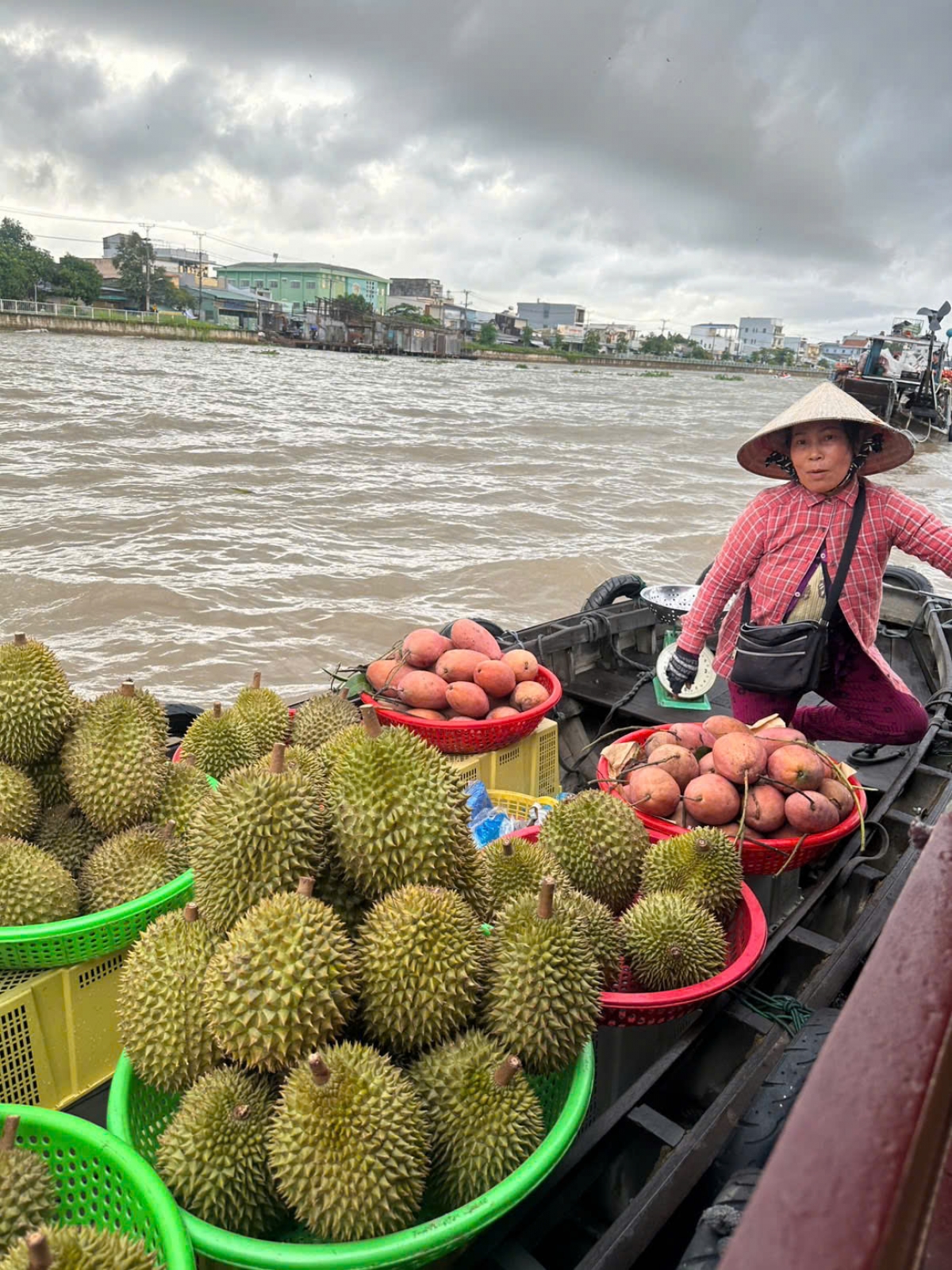 ภาพตลาดน้ำก๊ายรัง (Cái Răng Floating Market)