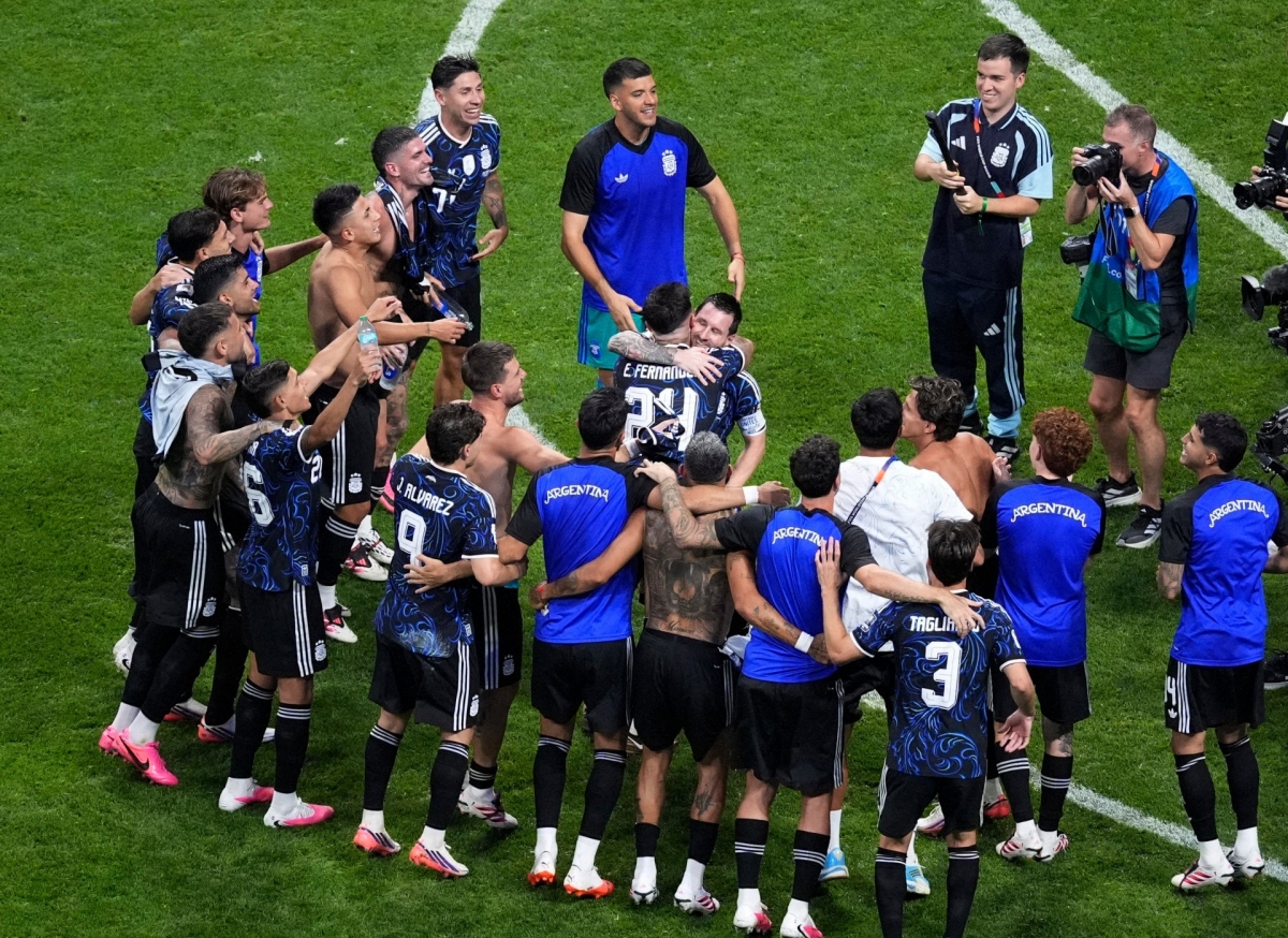 Para pemain Argentina merayakan kemenangan setelah pertandingan semifinal di Stadion Atlanta, Atlanta, Georgia, AS, 15 Juli 2026. Foto: Reuters/Dale Zanine