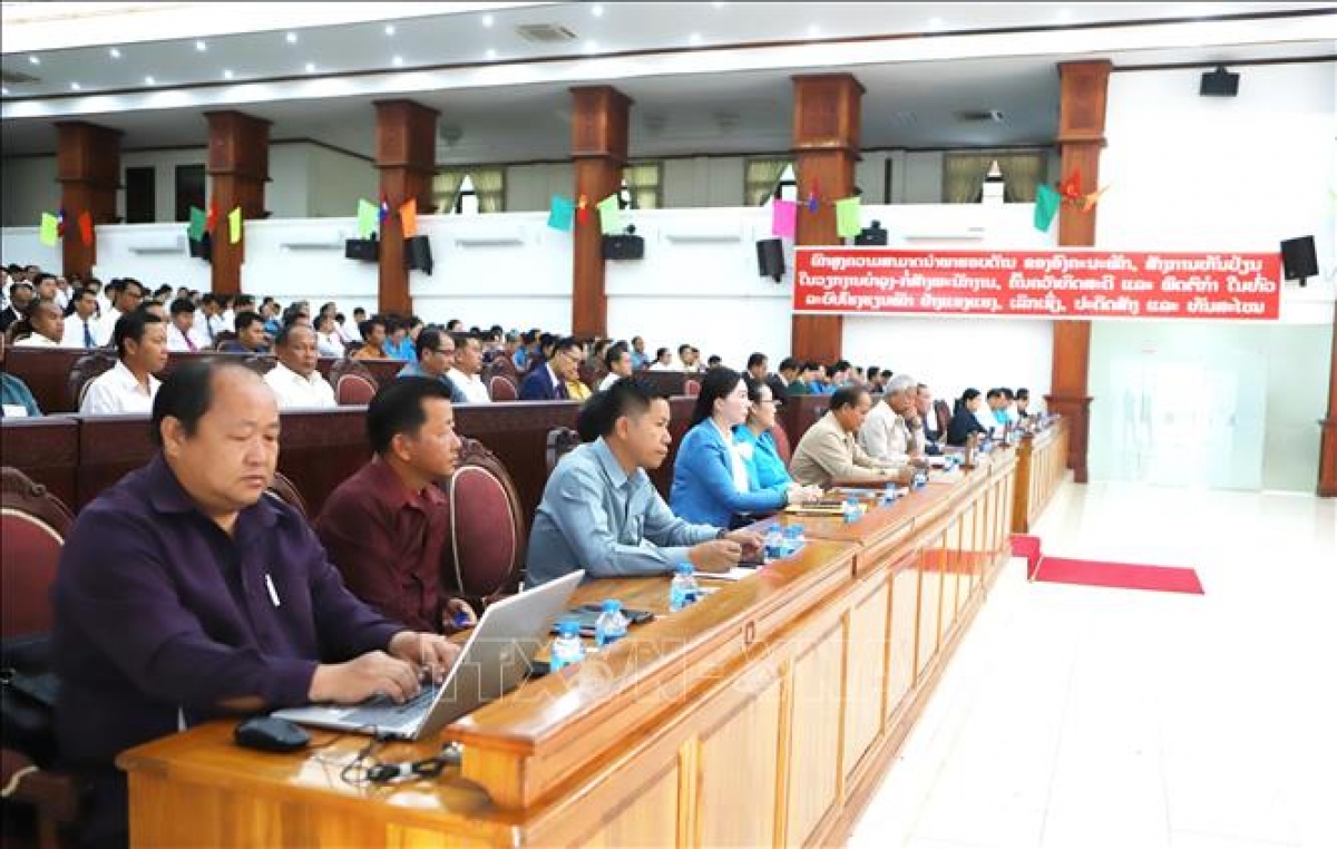 Các đại biểu tham gia buổi phổ biến, quán triệt tác phẩm ``Hồ Chí Minh toàn tập". Ảnh: TTXVN