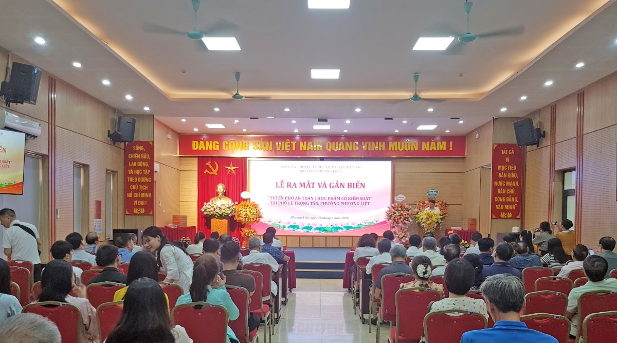 ພາບການເປີດຖະໜົນຮັບປະກັນຫຼັກອະນາໄມສະບຽງອາຫານ (ພາບ: ງອກ​ແອັງ)