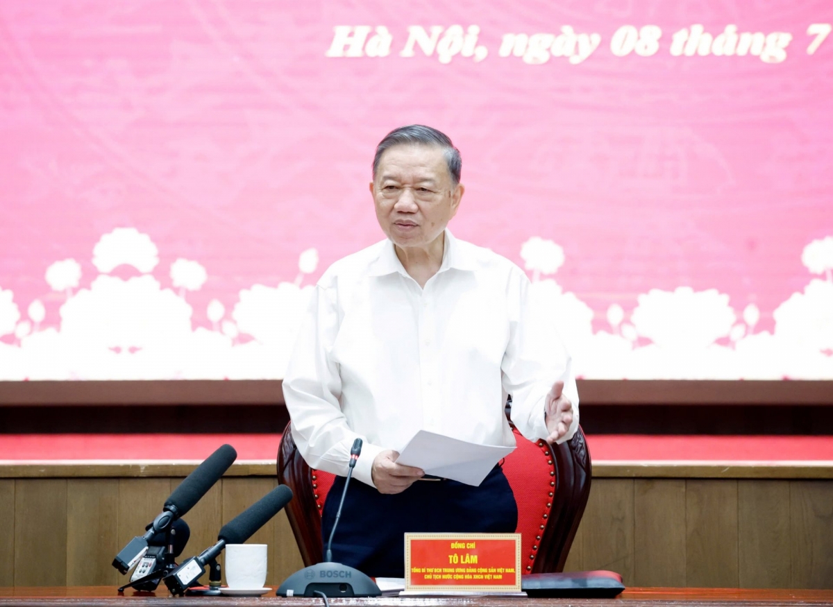 Tổng Bí thư, Chủ tịch nước Tô Lâm phát biểu tại buổi làm việc với Ban Thường vụ Thành uỷ Hà Nội về tình hình thực hiện nhiệm vụ 6 tháng qua, ngày 08/7. Ảnh: Văn Hiếu/VOV