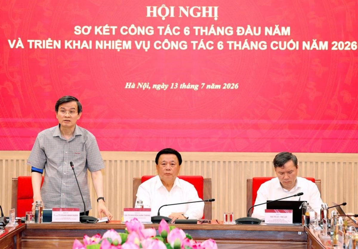 Giám đốc Học viện Chính trị quốc gia Hồ Chí Minh Đoàn Minh Huấn phát biểu tại Hội nghị. Ảnh: Hà Nam/VOV