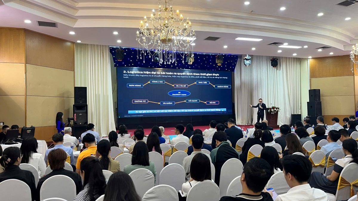 ເວ​ທີ​ປາ​ໄສ​ເຕັກ​ໂນ​ໂລ​ຢີ Logistics (VALOMA LogTech Forum 2026) ຈັດ​ຂຶ້ນ​ຢູ່ ຮ່າ​ໂນ້ຍ (ພາບ: VOV)