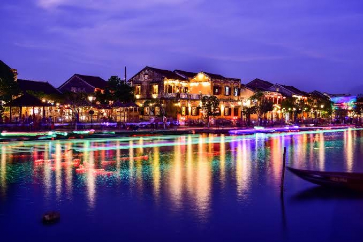 Die Schönheit der Altstadt Hoi An in der Nacht. (Foto: heritagevietnamairlines.com)